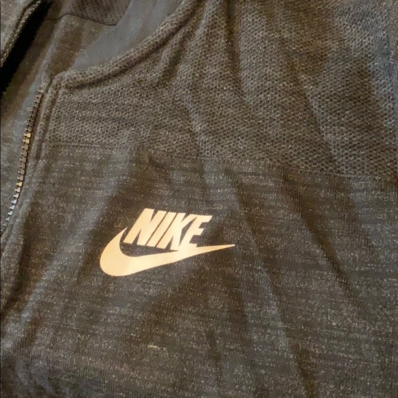 Jacket - Picture 3 of 3